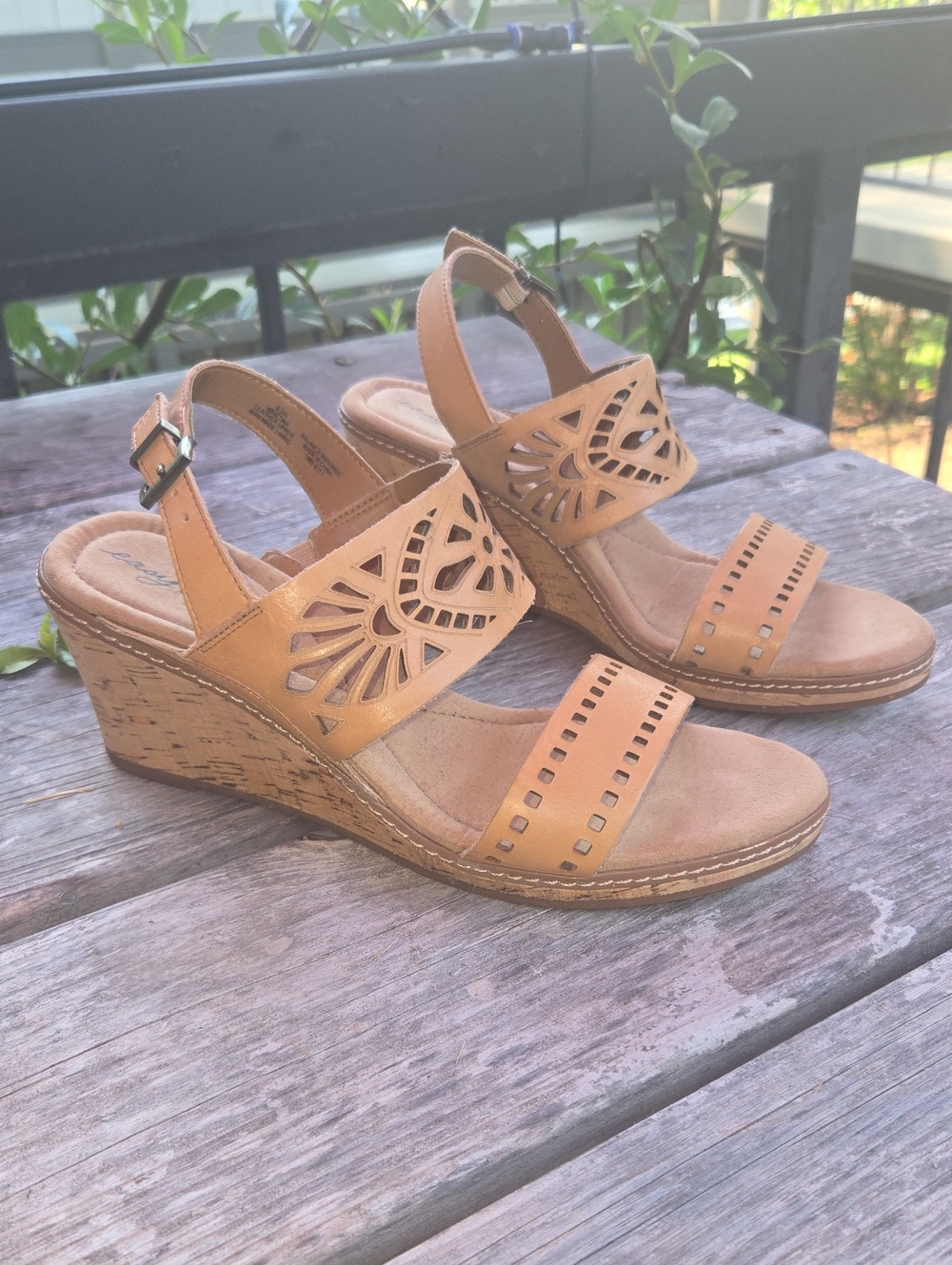 Easy Spirit Kristina Wedge Sandals Size 8.5 Wide